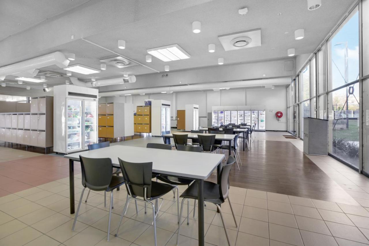 Canberra Accommodation Centre ภายนอก รูปภาพ